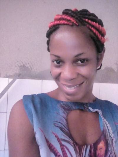 Rencontre Femme Marie Solange 45 Ans Cameroun 162cm Et 60kg