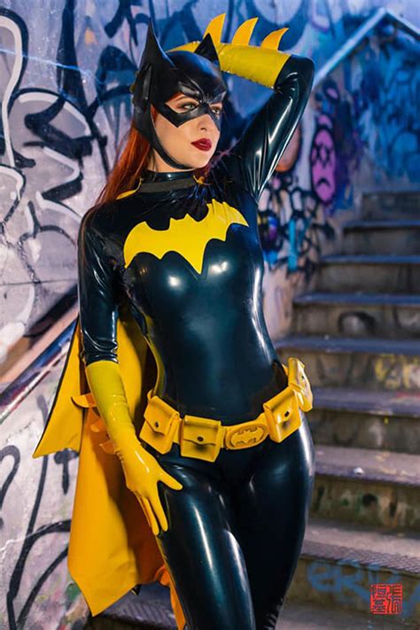 batgirl latex cosplay