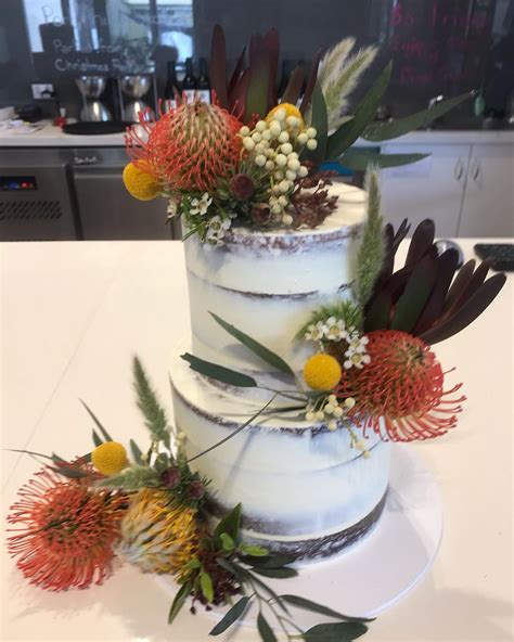 Debbie Oneill On Instagram “gorgeous Cake By Cremedelacakess