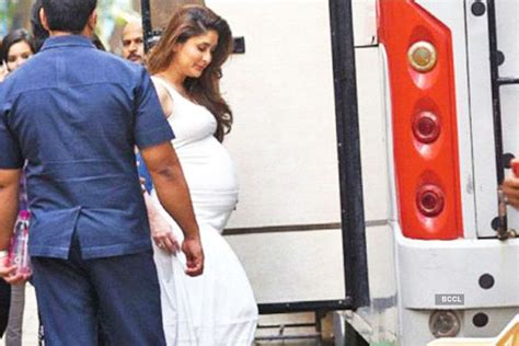 Pregnant Kareena Kapoor Photos Pics Pregnant Kareena Kapoor Photos