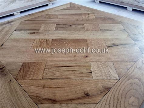 Volks Flooring Bespoke Design Floor Using Reclaimed Oak Wood