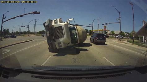 Terrifying Truck Collision Caught On Camera