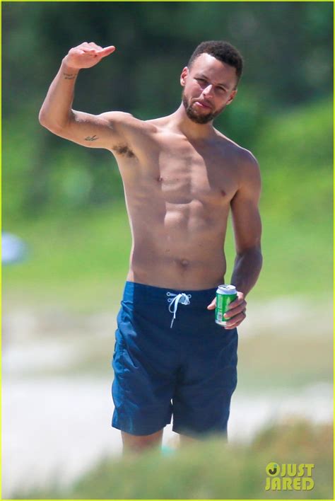 Shirtless Stephen Curry Hits The Beach With Wife Ayesha Photo