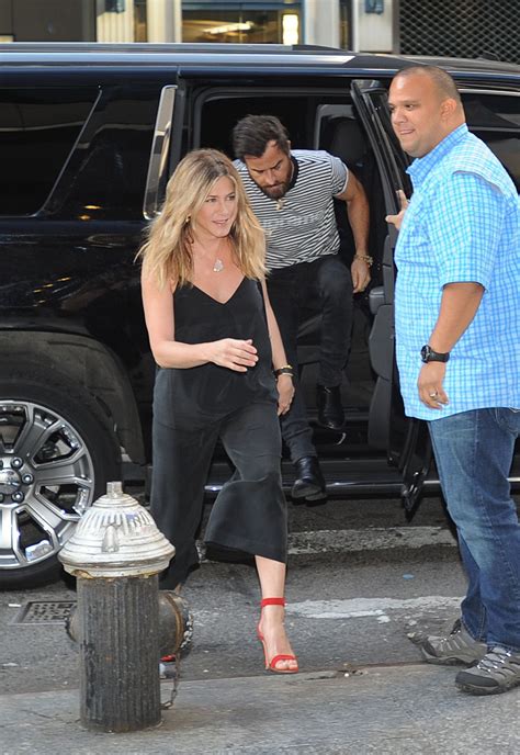 Jennifer Aniston Arrives At Nobu In New York City 6192016 Celebmafia