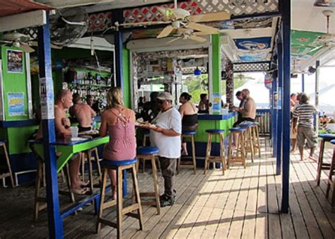 If you are planning a trip to Grand Cayman you must go to Calico Jacks