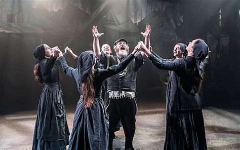 a new tradition the revival of fiddler on the roof jewish news