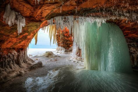 Frozen Waterfall In Cave Hd Wallpaper Background Image 2048x1365