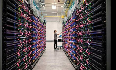Every data center manager is comfortable with air, and has a ton of expertise in that area. Liquid Cooling Moves Upstream to Hyperscale Data Centers ...