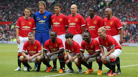 Headlines linking to the best sites from around the web. Legends of Man United - Download HD Wallpapers for Desktop ...