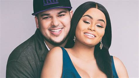 rob kardashian and blac chyna sleeping in separate beds and faking relationship for tv