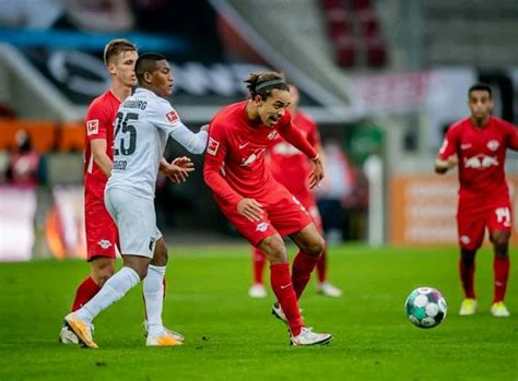 مبابي يبلغ باريس برغبته في الرحيل وإصابة فان دايك تقرب كوليبالي. ترتيب الدوري الألماني والهدافين بعد مباريات الجولة الرابعة ...