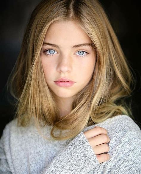 Pin By Puibrs On Portraits Blonde Hair Blue Eyes Model Headshots