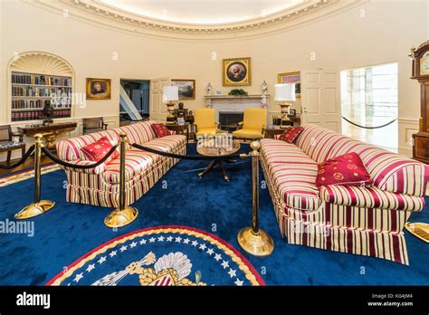 Replica Of White Houses Oval Office In William J Clinton Presidential