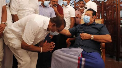 Mahinda Rajapaksa Takes Oath As Sri Lankan Pm For 4th Time