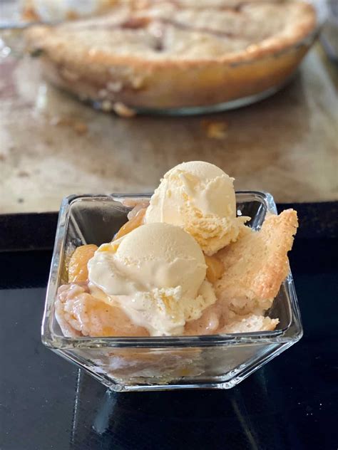 Easy Southern Peach Cobbler Recipe Southern Kissed