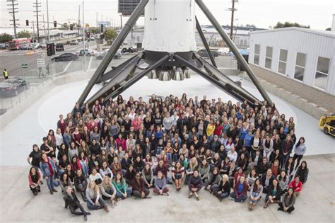 Spacex Sur Linkedin From All The Women At Spacex Who Are Helping To