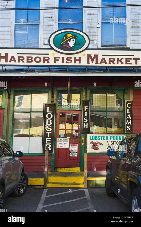 Harbor Fish Market In Portland Maine Stock Photo Alamy