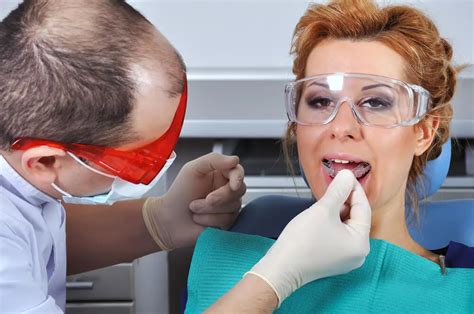 2023 Bruksizm zgrzytanie zębami jak leczyć Dentysta
