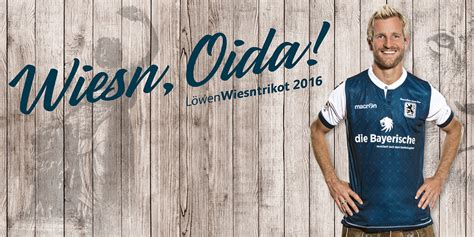 The the macron 1860 münchen 2019 oktoberfest jerseyis blue with a korean style collar that is closed by three buttons. TSV 1860 München Macron Oktoberfest Trikot 2016 - Marca de Gol