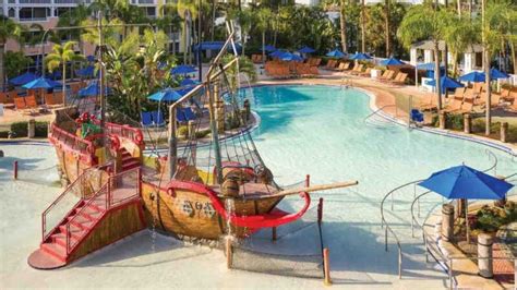 15 Best Orlando Waterpark Hotels Families Will Love