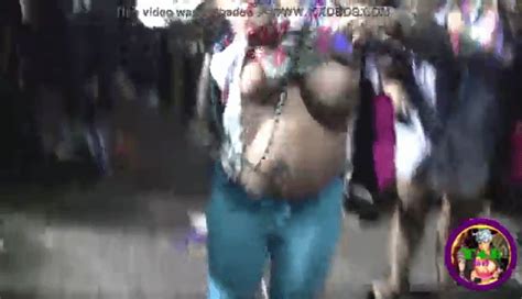 Sexy Mature N Young Ass Tits N Pussy Flashers At Mardi Gras 353 Pics