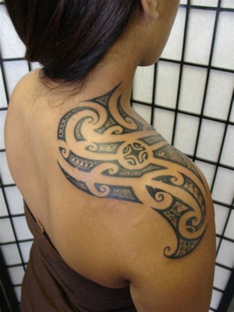 50 Sexy Hawaiian Tribal Tattoos For Girls