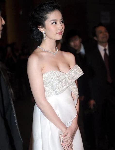 Liu Yifei S Sexy Old Photos Are Exposed Her Perfect Figure Is Convex