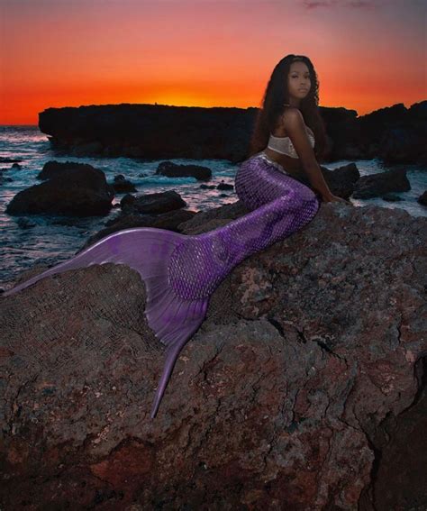 pin by nanchy on mer mermaid photos bible women black mermaid