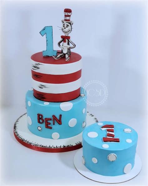 Cat In The Hat Dr Seuss 1st Birthday Cake Birthday Cake 1st Birthday