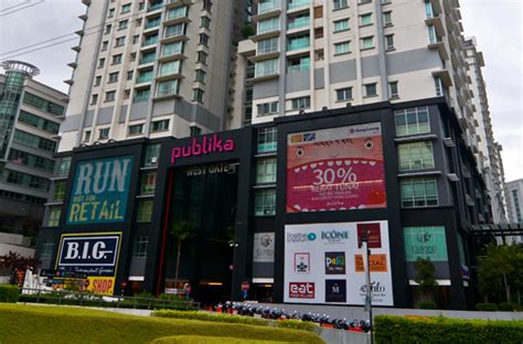 Of particular interest is the wide range of restaurants and bars that have developed around the shopping area in desa sri hartamas. Living in Sri Hartamas