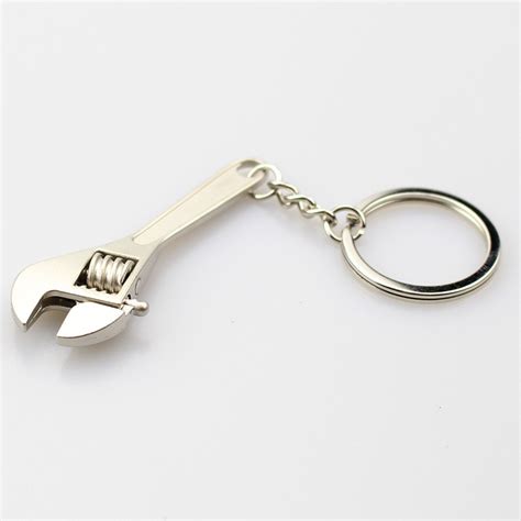 2017 Fashion Creative Tool Wrench Spanner Key Chain Ring Keyring Metal