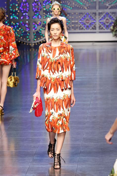 Review And Pictures Of Dolce And Gabbana Runway Show At 2012 Spring