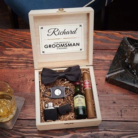 超歓迎安い LEVONTA Groomsmen Gifts for Wedding Engraved Groomsman Pocket