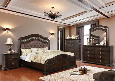 You'll find a multitude of great headboard designs in our online catalog to match your bed frame. Furniture of America | CM7752 Calliope Bedroom Set ...
