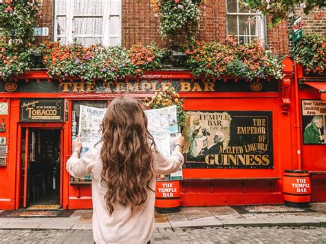 Why Is The Temple Bar Famous And What Is The Best Day And Time To Go To