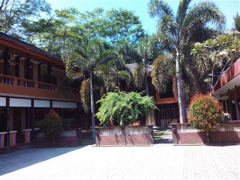 Tempat booking penginapan di pantai batukaras,terlengkap dan murah. Tren Gaya 22+ Penginapan Murah Di Batu Karas, Pemandangan ...
