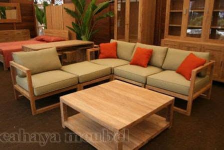 Kursi adalah sebuah perabotan rumah yang biasa digunakan sebagai tempat duduk. Kursi Tamu Minimalis Modern Kayu Jati Jepara | Cahaya ...