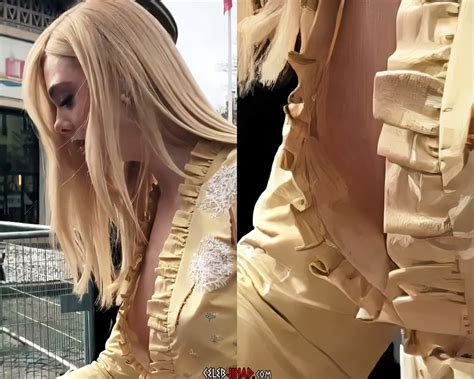 Elle Fanning Shows Her Small Tits At The Netflixs All The My Xxx Hot Girl