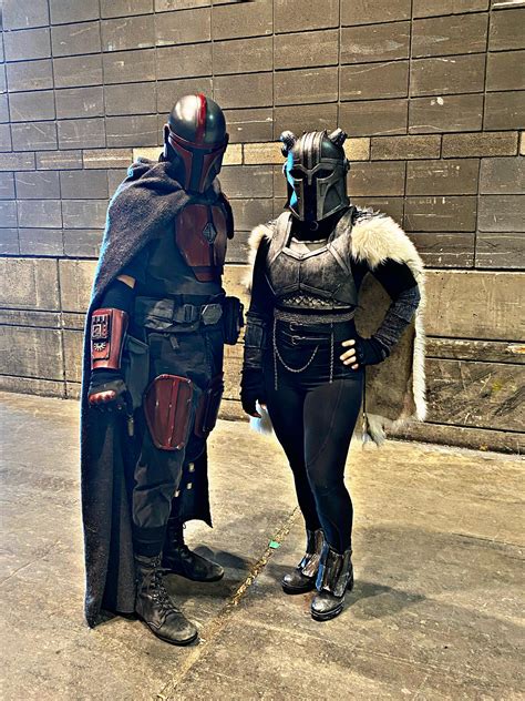 Custom Mandalorian Armor Cosplay