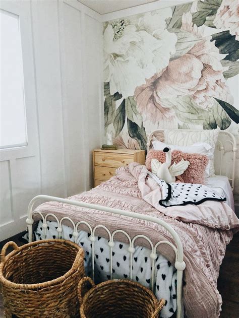 blush floral wallpaper vintage mural watercolor wallpaper bedroom