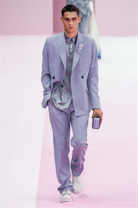 Dior Men Spring 2020 Menswear Collection Vogue Mens Outfits Summer