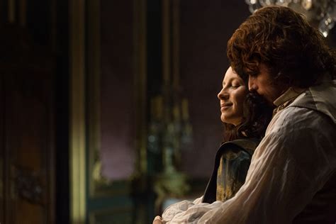 26 romantic outlander scenes from season 2 photos tv insider
