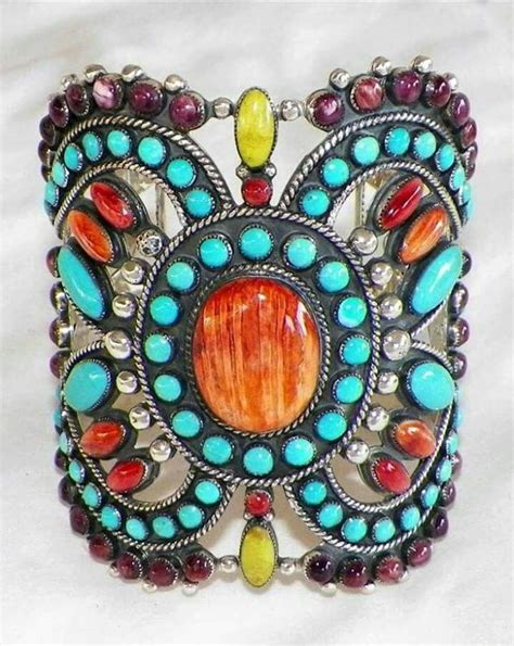 Navajo Handcrafted Bracelet American Indian Jewelry Handcraft