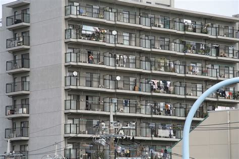 Building type apartment house guesthouse office serviced apartment retail warehouse terrace house town house suite dormitory other. Living in Japan | a typical japanese apartment building ...