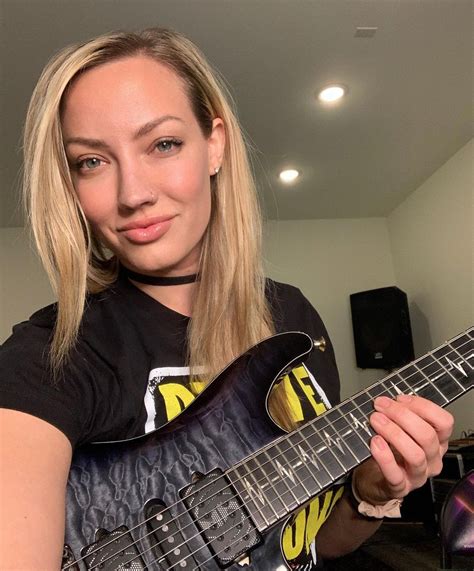 Nita Strauss Rmetalboners