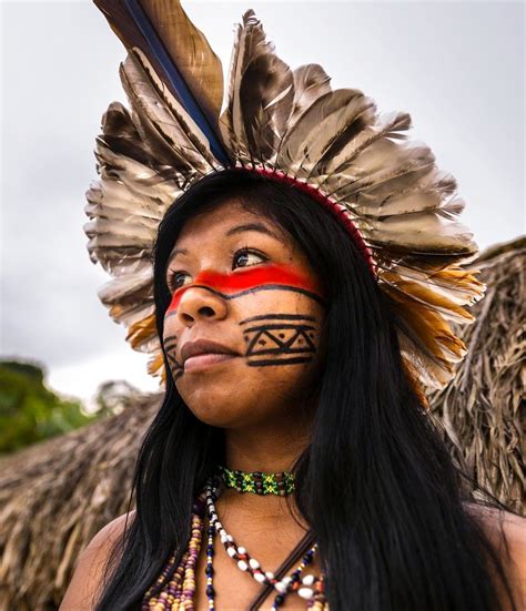 Pin De Moiciruam Em índiosnative Indios Brasileiros Indigina Mulheres Indigenas