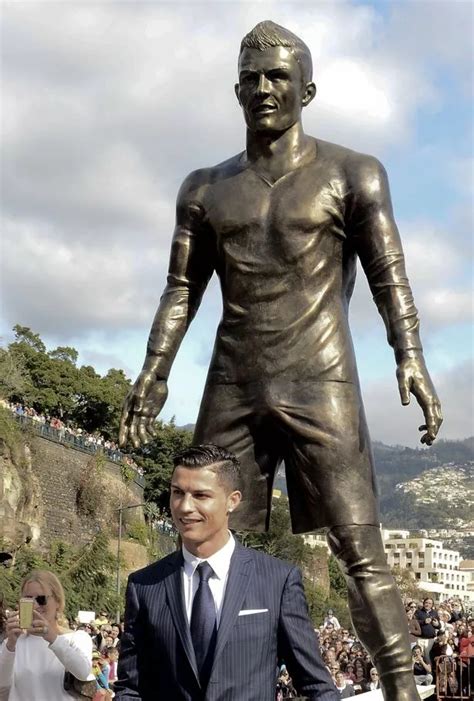 Cristiano Ronaldo Very Very Pleased With His New Statue At Home On