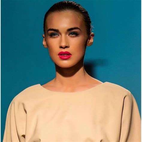 10 Gorgeous Northern Irish Models Of The Moment To Watch Belfast Live