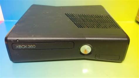 Xbox 360 S Slim 4gb Black Console System Has Power Disc Tray Stuck