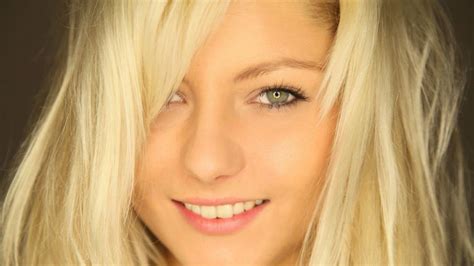 Images & pictures of annely gerritsen wallpaper download 2 photos. Annely Gerritsen wallpaper | girls | Wallpaper Better